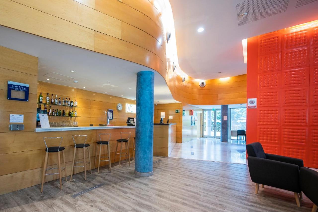Holiday Inn Express Molins De Rei By Ihg Экстерьер фото
