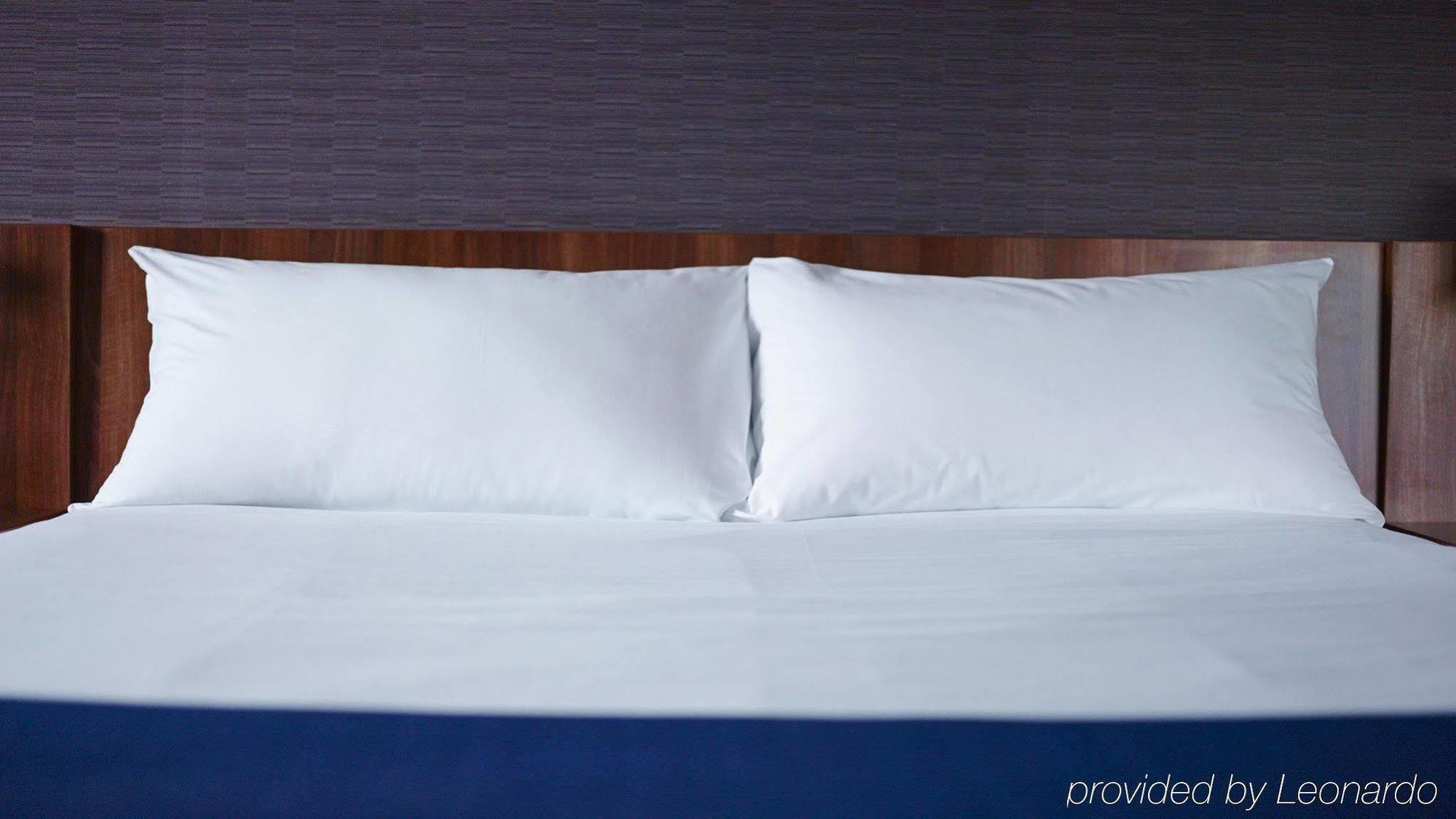 Holiday Inn Express Molins De Rei By Ihg Экстерьер фото